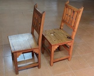 2 sedie di design in legno massello di teak
