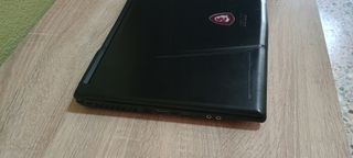 Portátil MSI GE 63 RAIDER RGB 85F