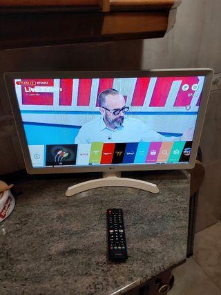 TV LG LED FULL HD SMART TV BLANCA 