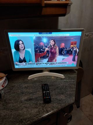 TV LG LED FULL HD SMART TV BLANCA 