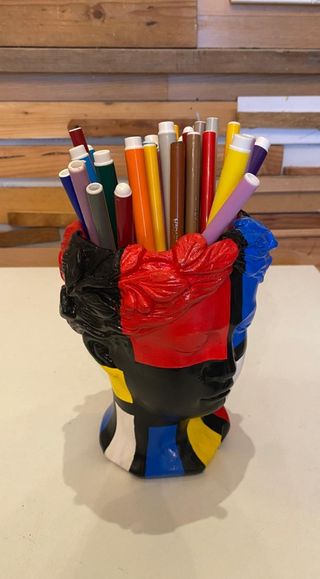 Escultura/Macetero Cabeza Mondrian