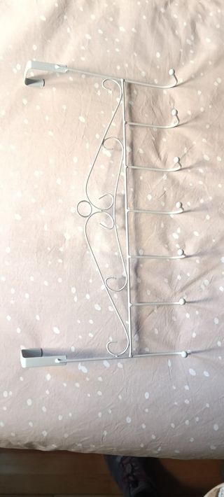 Perchero de puerta metálico blanco