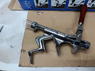 Sacacorchos de mesa profesional