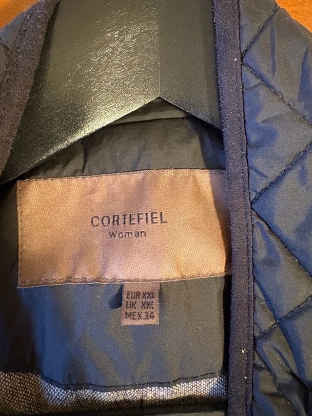 Chaqueta acolchada negra Cortefiel