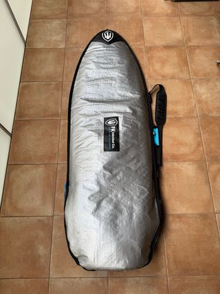 Tabla Surf Pukas Indio Shore Breaker 5’5 + Funda 