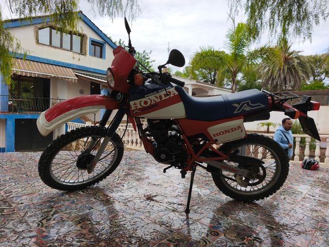 Honda XL200R Paris Dakar