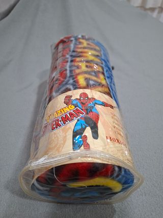 Manta polar Spiderman Marvel Comics