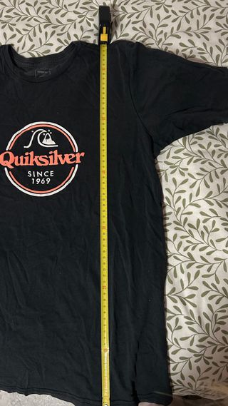 Camiseta Quiksilver Negra