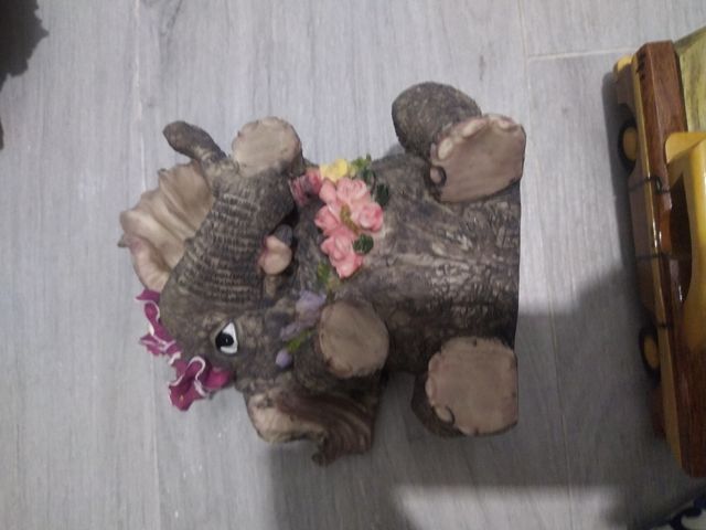 Huchas elefantes cerámica decoradas