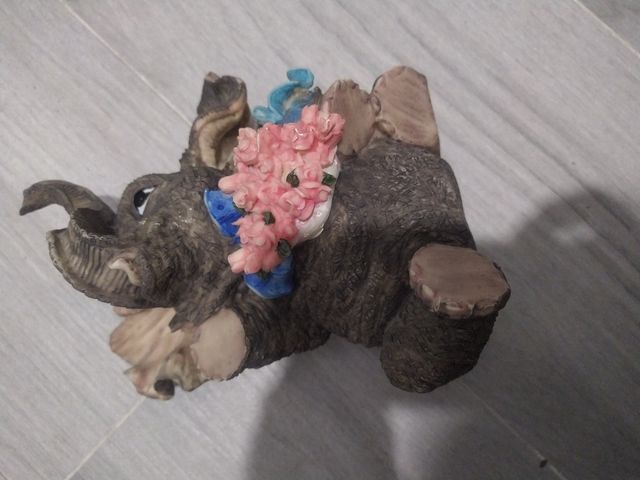 Huchas elefantes cerámica decoradas