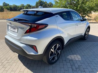 IMPECABLE ESTADO!!! TOYOTA C-HR 1.8 125H Advance 