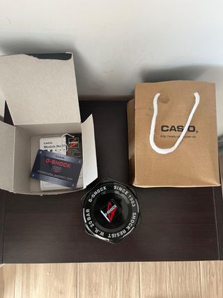 Reloj Casio G-Shock GA-2100-1A1 Negro/Rojo