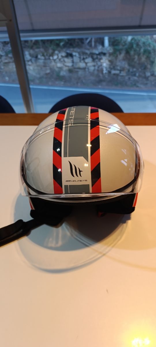 Capacete de motocicleta MT Helmets Jet Street, tamanho L