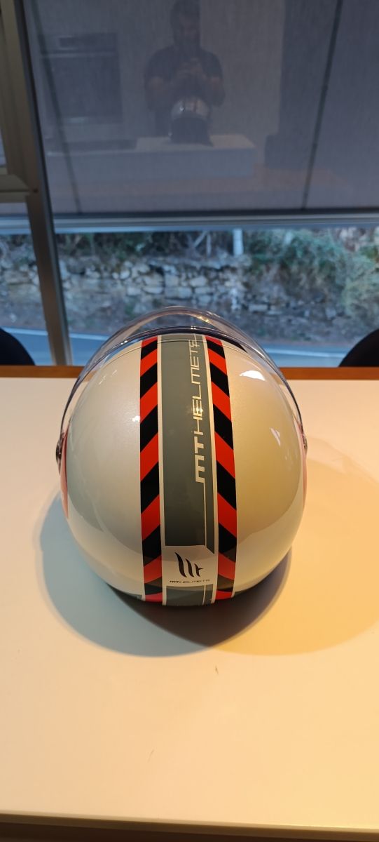 Capacete de motocicleta MT Helmets Jet Street, tamanho L