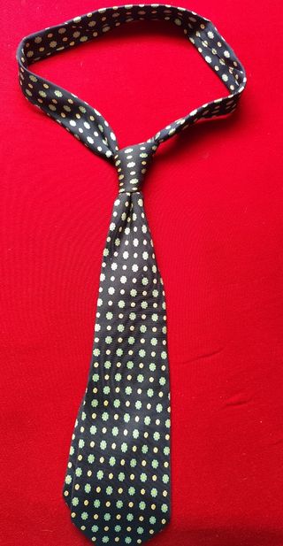 Corbata de seda natural francesa