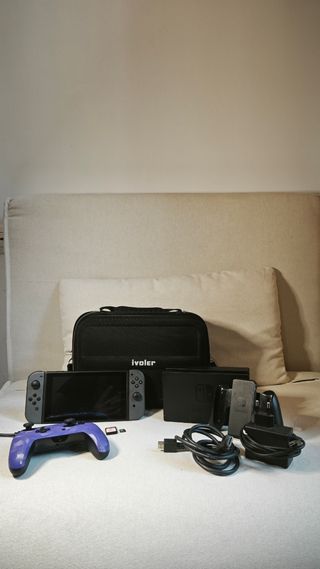 Nintendo Switch + Juego + Mando Pro + Accesorios