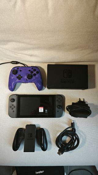 Nintendo Switch + Juego + Mando Pro + Accesorios