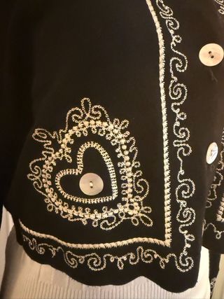 Giacca bolero nera ricami avorio