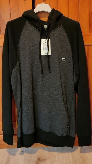 Sudadera Billabong Negra Talla M con etiqueta 