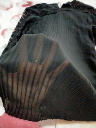 Blusa de encaje manga larga Talla S