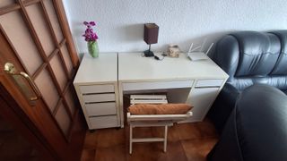 Escritorio IKEA Micke Blanco con Cajonera
