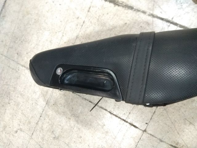 Asiento Piaggio Zip 50