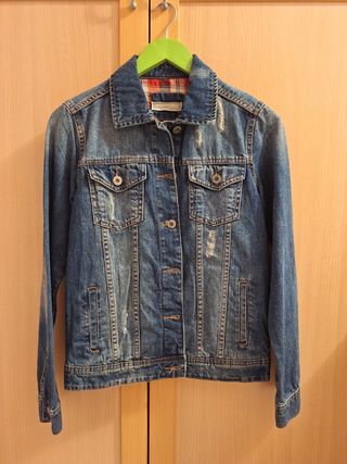 Cazadora vaquera denim Green Coast tachuelas