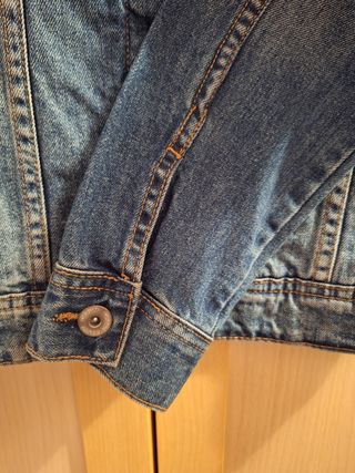 Cazadora vaquera denim Green Coast tachuelas