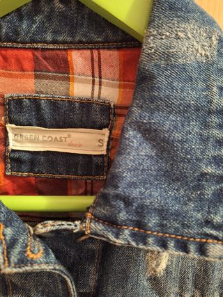 Cazadora vaquera denim Green Coast tachuelas