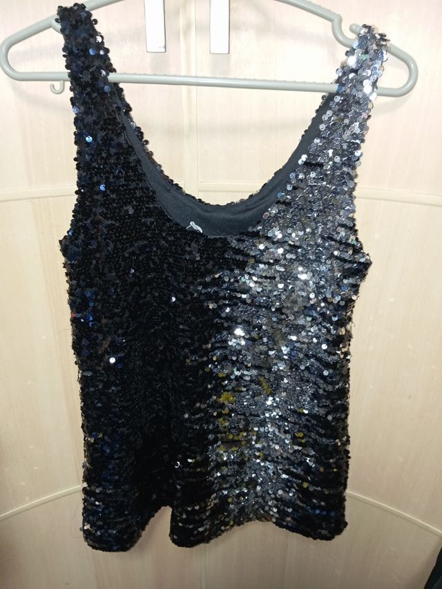Camiseta lentejuelas plateadas y negras
