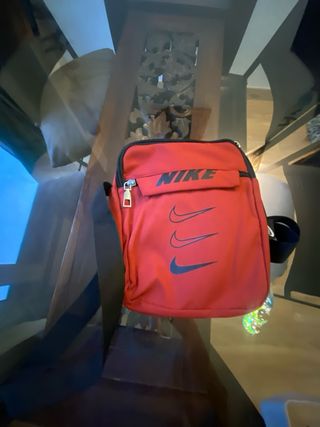 Bolso,  Bandolera, riñonera , Nike Rojo