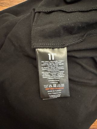Camiseta 11 Degrees Gris y Negra