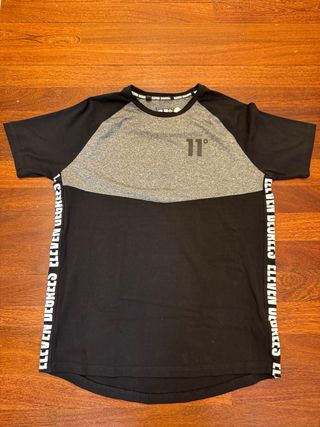 Camiseta 11 Degrees Gris y Negra