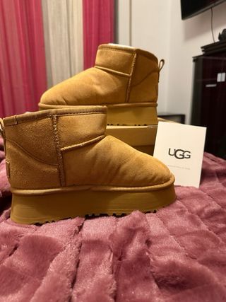 Botas UGG Talla 37 Marrones