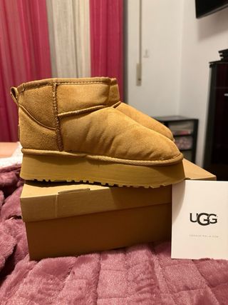 Botas UGG Talla 37 Marrones
