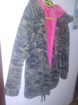 Cazadora militar con borrego rosa