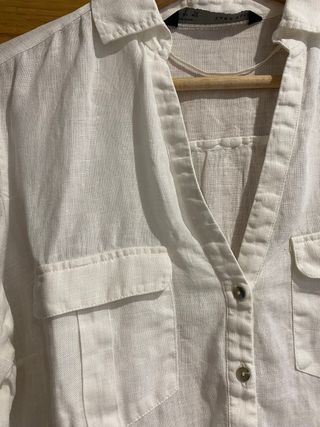 Camisa blanca verano botones bolsillos