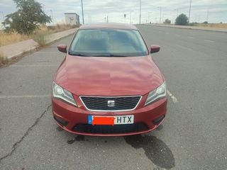 SEAT Toledo 1.6 TDI Style. 105 cv. 2013.