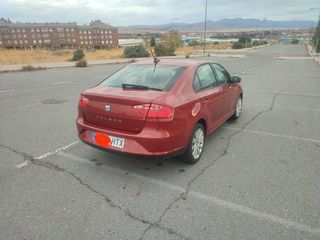 SEAT Toledo 1.6 TDI Style. 105 cv. 2013.