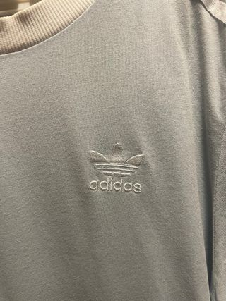 Camiseta Adidas Unisex Azul y Blanca