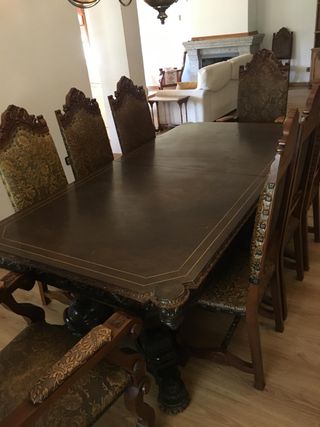 Mesa extensible 320cm + 13 sillas y 2 sillones