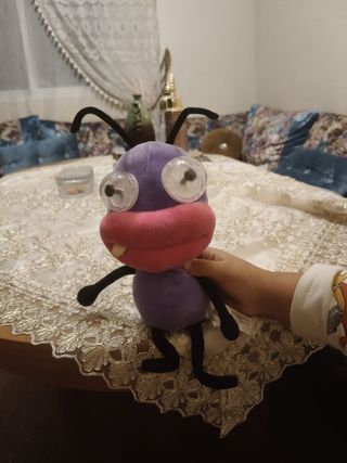 Peluche Morado Insecto