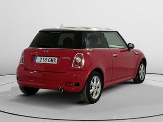MINI Cooper Cooper D