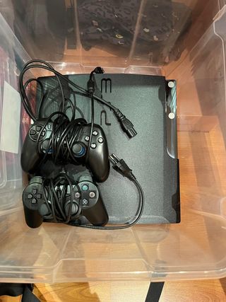 Consola PS3 Sony Negra + 2 Mandos +juegos