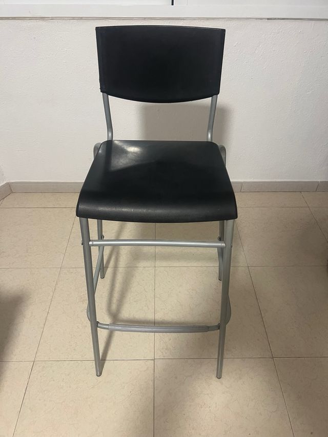 2 Bancos alto negro y plateado