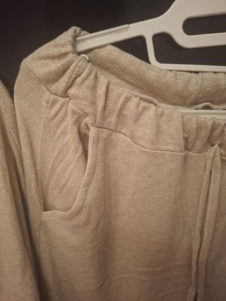 Conjunto champán manga larga y pantalón