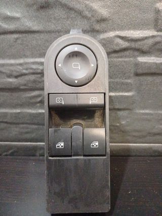 Botonera Elevalunas Opel Astra H 