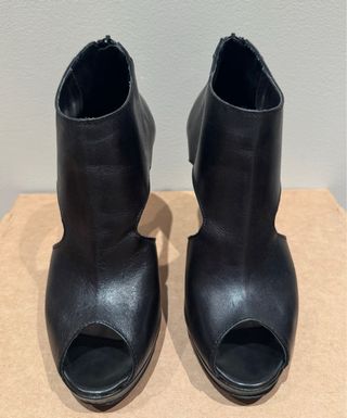 Zapatos peep-toe ‘Sisley’