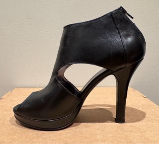 Zapatos peep-toe ‘Sisley’