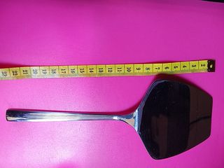 CUBERTERÍA DE SERVICIO DE MESA 
